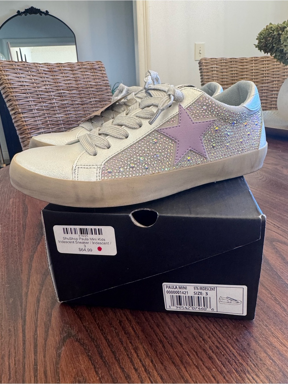 ShuShop Paula Mini Kids Iridescent Sneaker Girls size 4 NWT (box says 3)